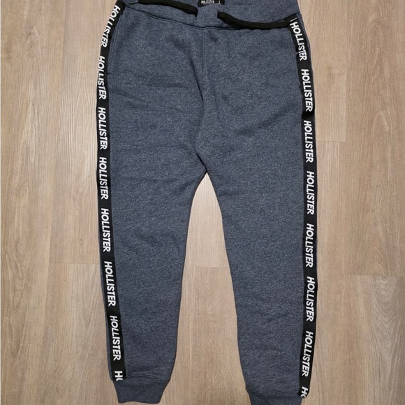 Hollister Charcoal Joggers with Logo Stripes - Picture 6 of 6
